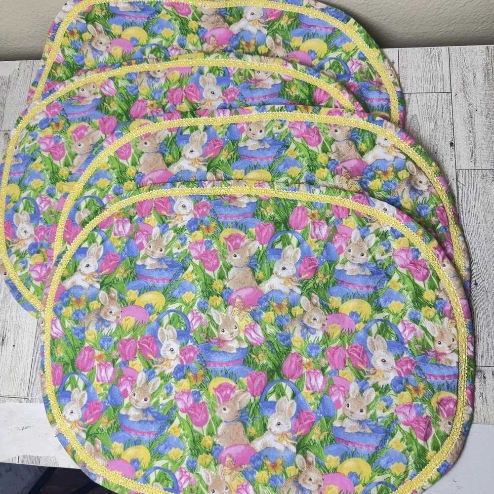 Easter Bunnies And Tulips Oval Placemats Set Of 4 Vintage Bright‎ Colorful